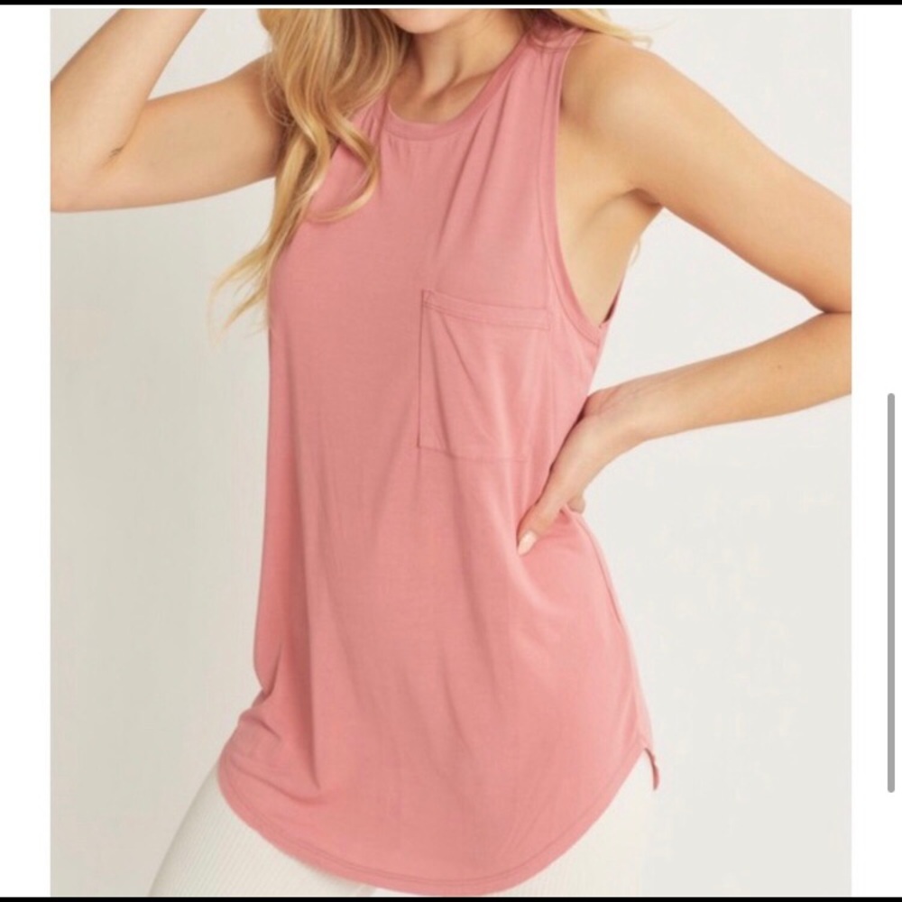 LAST ONE: Women’s soft modal basic pocket tank top - Picture 4 of 4